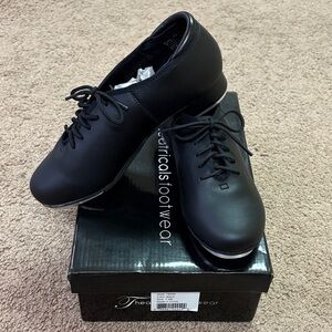 Theatricals Lace Up Tap Shoes